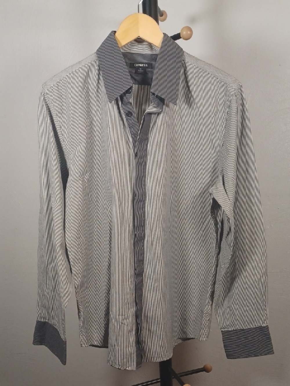 Express Striped Long Sleeve Button Down Size Medium